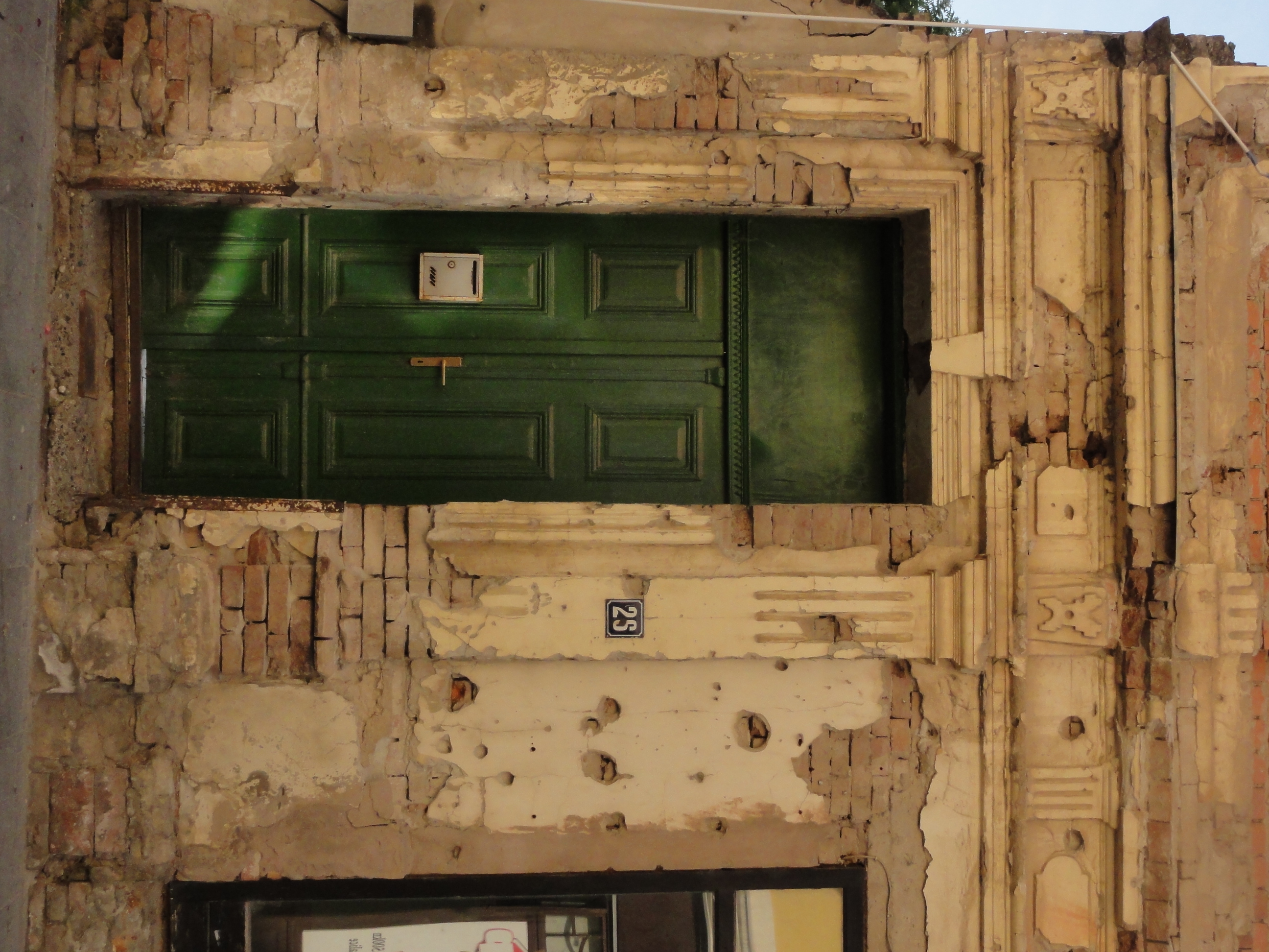 Zerschossenes Haus in Vukovar